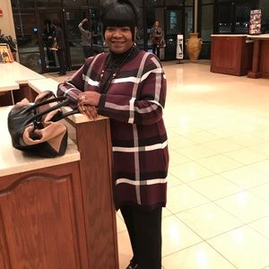 Meet your Posher, Cheryl